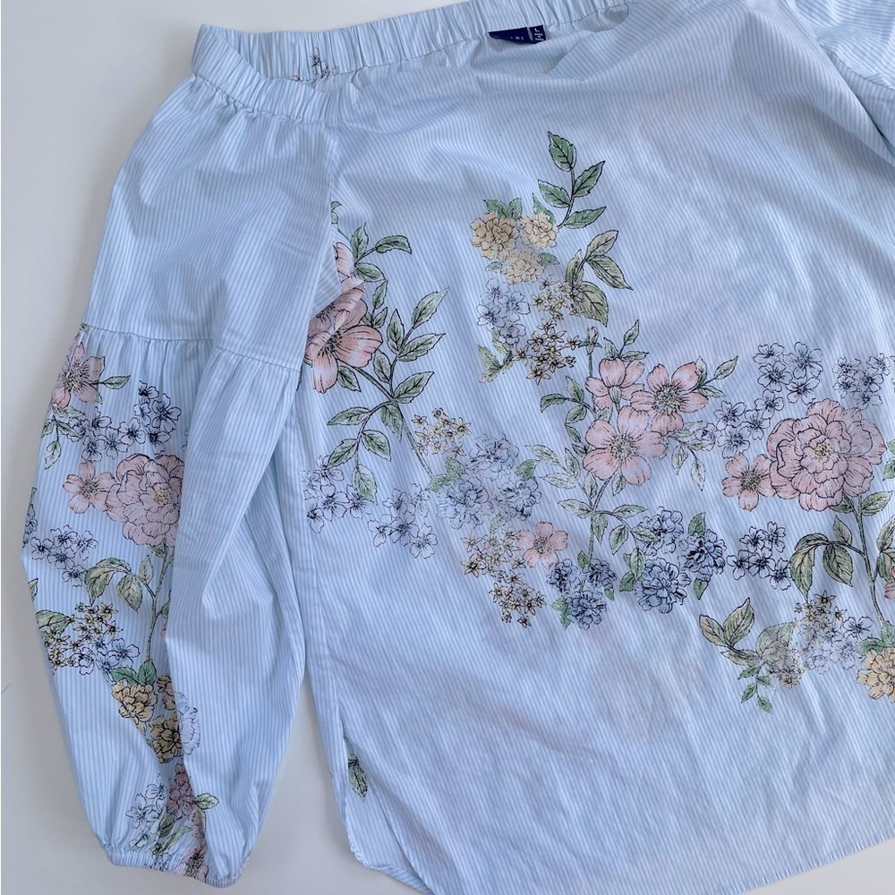 Kaari Blue White Blue Striped Floral Off Shoulder Bell Sleeve Blouse Size Large